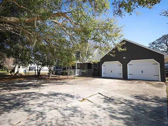 2nd image of 244 Overbrook Dr