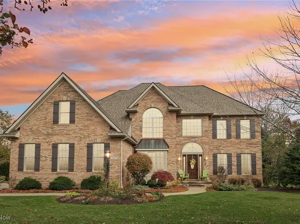 3539 Bellcrest Dr, Avon, OH 44011