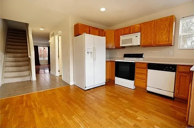 1898 Oakcrest Cir #1-O — Photo 6