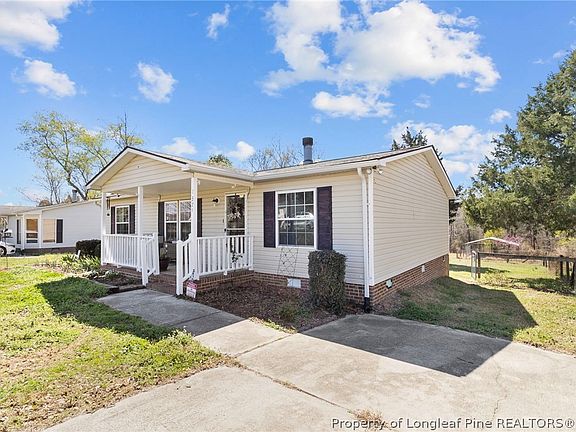 3rd image of 1371 Heritage Way