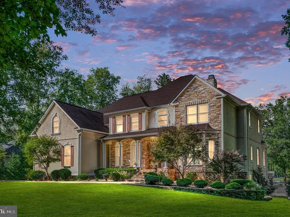 11204 Fawn Lake Pkwy, Spotsylvania, VA 22551