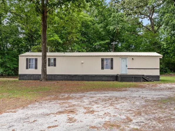 304 Day Dr, Swansea, SC 29160