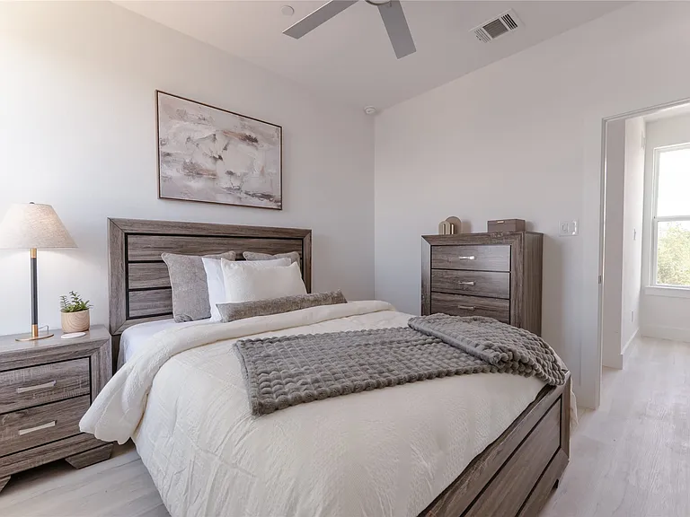 2025 Empire Central Dr #101 — Photo 20