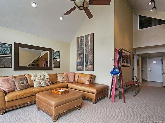 2nd image of 1415 Lowell Ave #351