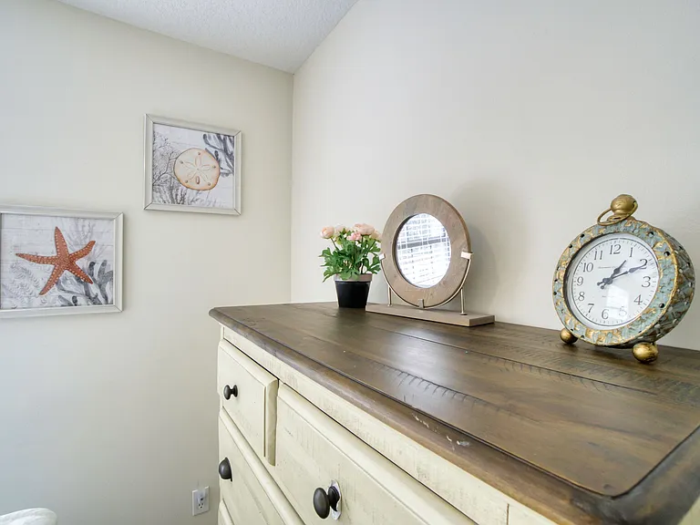 Winterhawk Dr — Photo 17