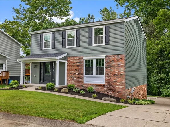 208 Lochinver Dr, Coraopolis, PA 15108