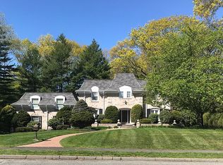 23 Wildewood Dr, Lynnfield, MA 01940