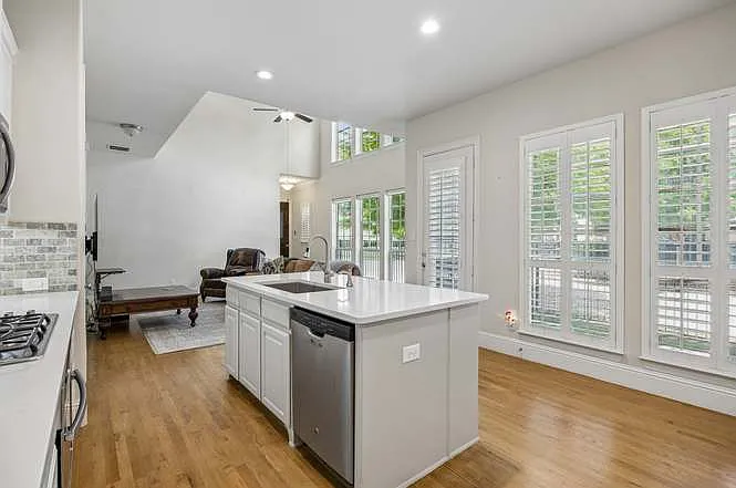 432 Loma Alta Dr — Photo 8