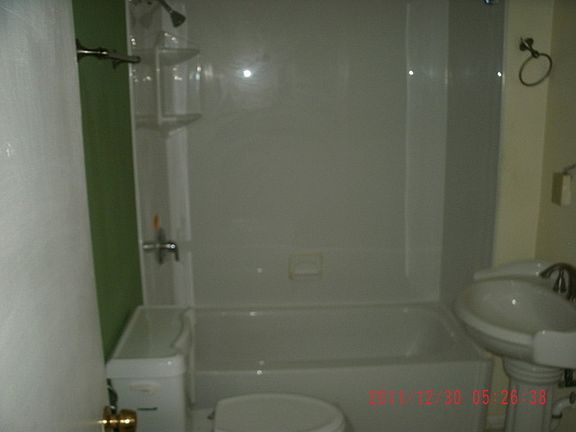 5th image of 38195 N Lewis Ave