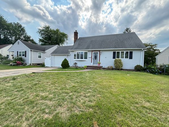 8 Underhill Ave