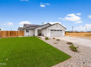7821 Fir Ave, California City, CA 93505