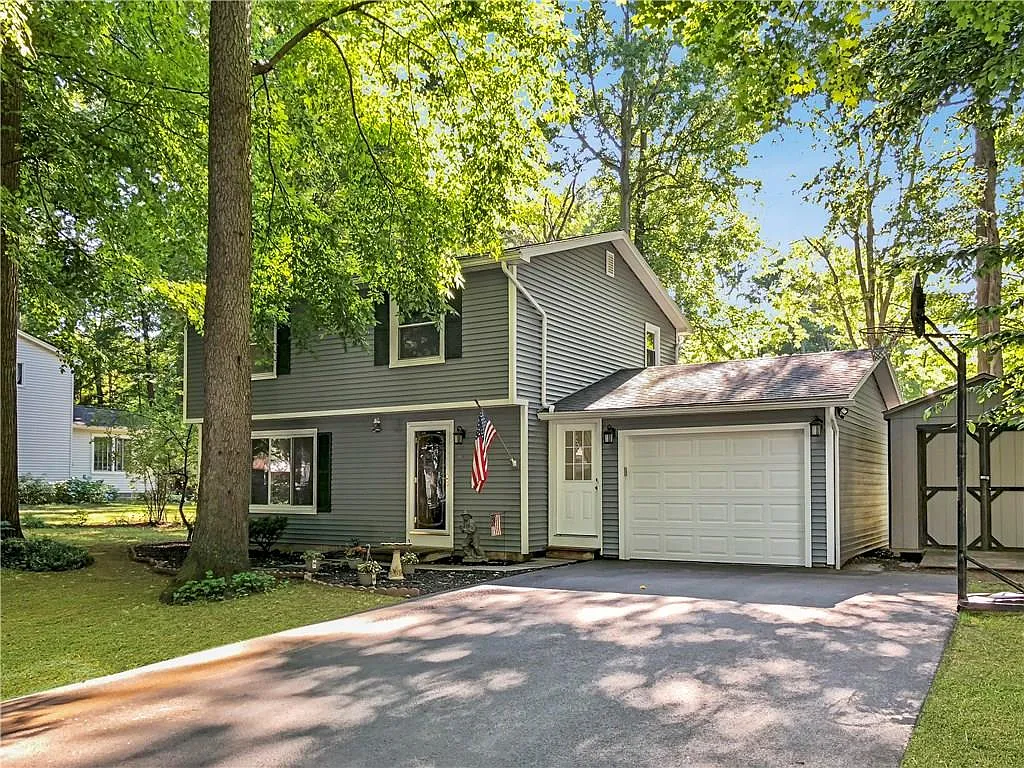 963 Danby Dr photo 1