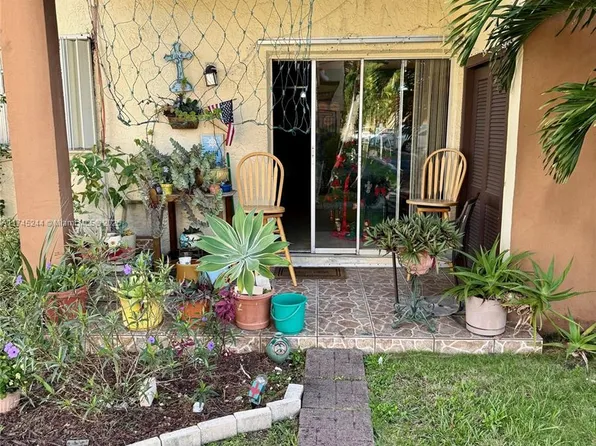 10850 W Flagler St APT D106, Miami, FL 33174