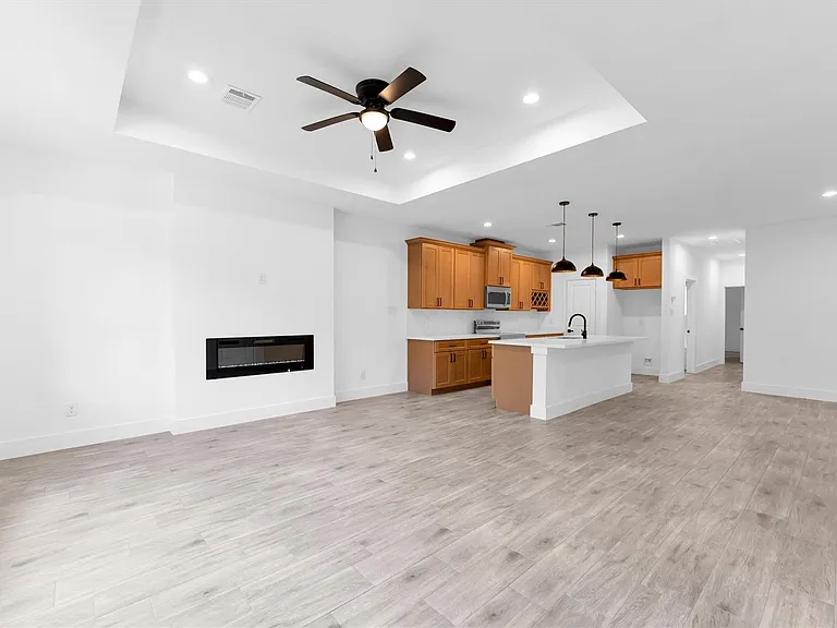11403 Alcott Dr — Photo 23