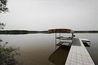 4th image of 4016 Lake Dr