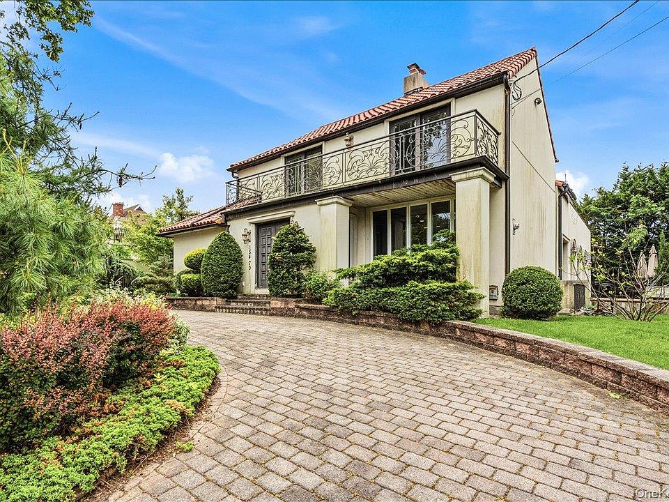 1st image of 15470 Powells Cove Boulevard