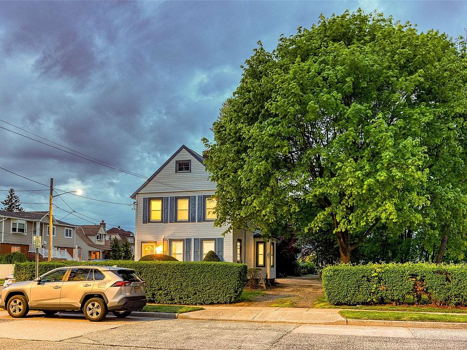 2295 Centre Avenue, Bellmore, NY 11710 Zillow