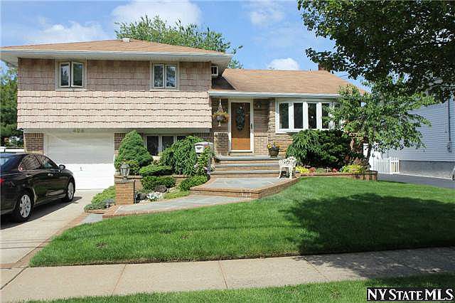 1st image of 408 E Lake Ave