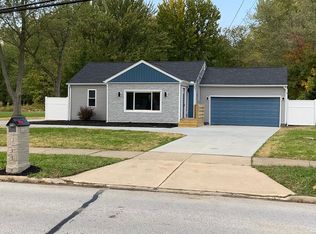 8217 Bellflower Rd, Mentor, OH 44060