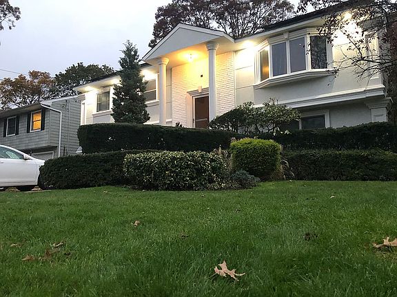 2nd image of 1587 Union Ave