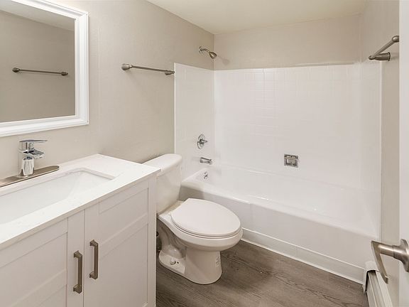 5th image of 4010 Tappan Dr #141-R