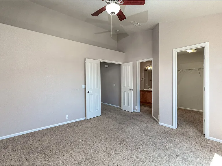 7230 Red Sand Grv — Photo 13