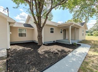 635 Harbert Dr, Savannah, TN 38372