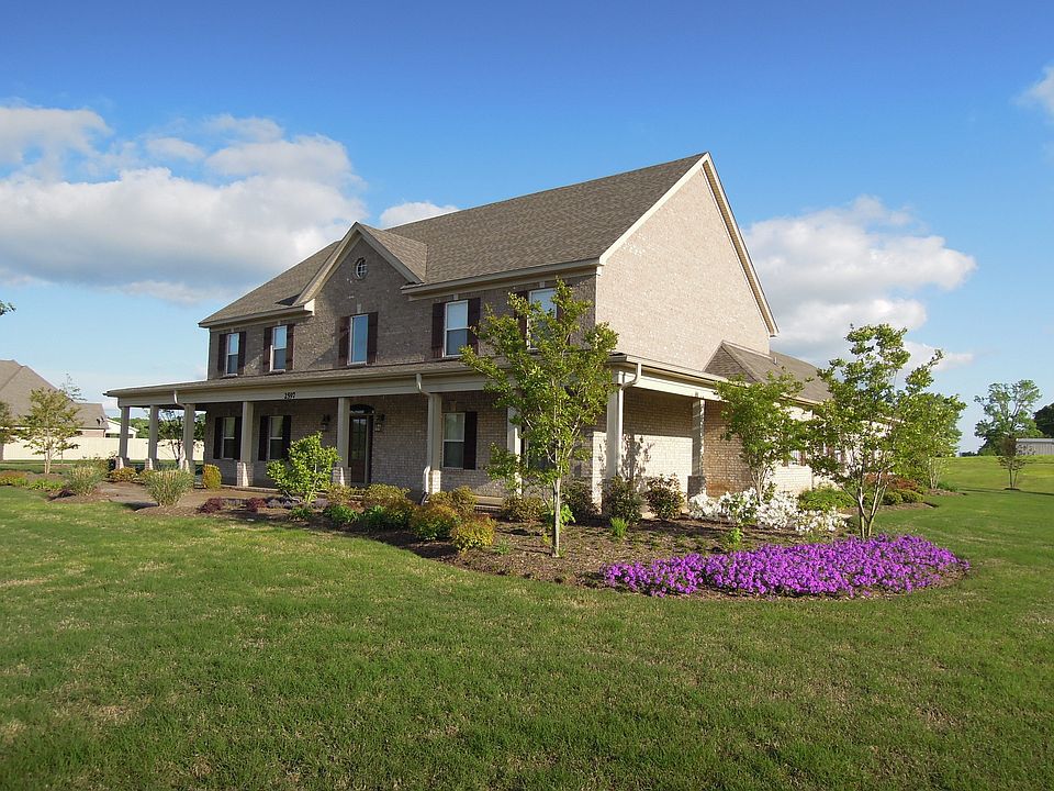 1st image of 2597 Oak Manor Dr
