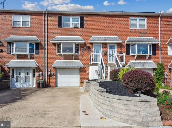 4228 Chalfont Pl, Philadelphia, PA 19154