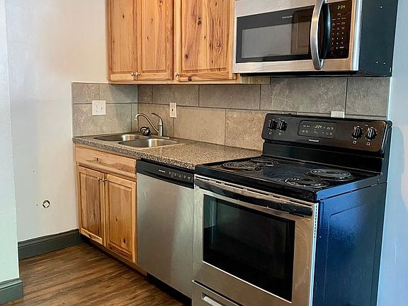 4th image of 2640 2nd Ave S #8703068