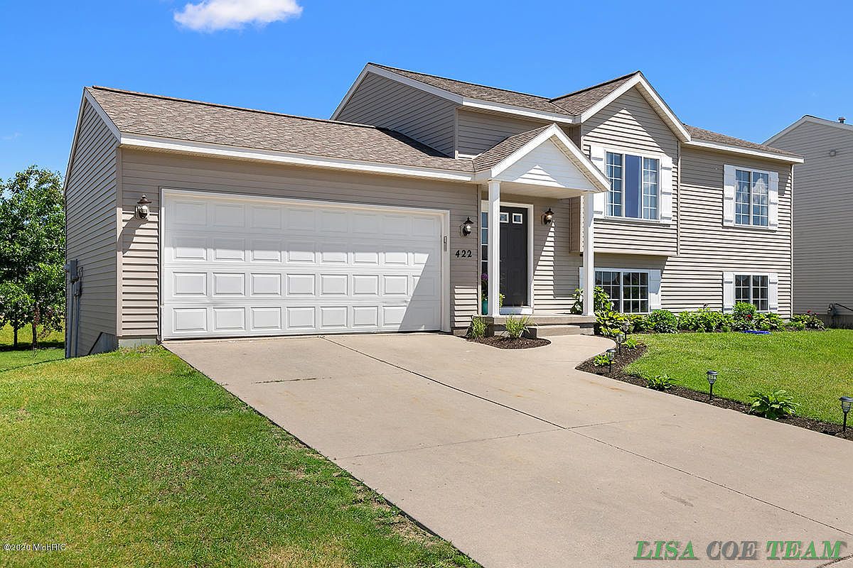 422 White Pine Ct, Belding, MI 48809 | Zillow