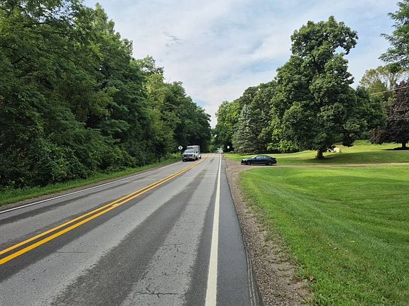 4th image of 10915 Merrill Rd