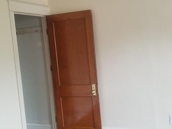 3rd image of 6040 Lawndale Ave Floor 2D