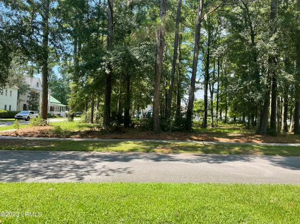 7 N Loudon, Beaufort, SC 29906