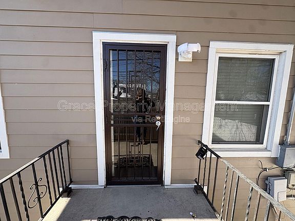 3rd image of 310 S 2nd Ave #3