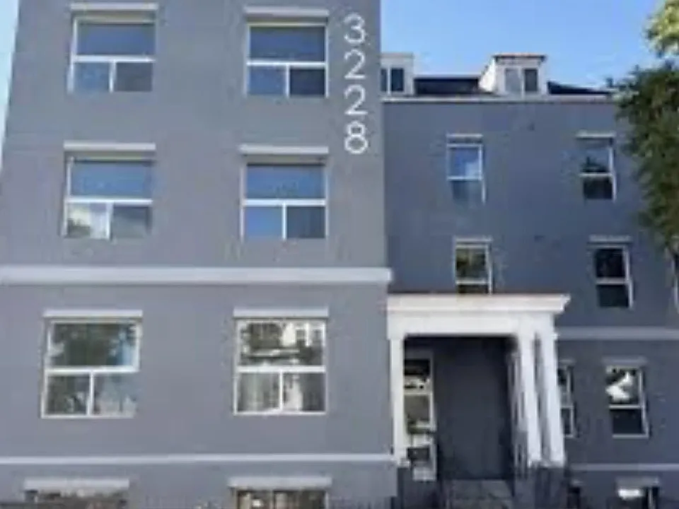3228 Hiatt Pl NW #2