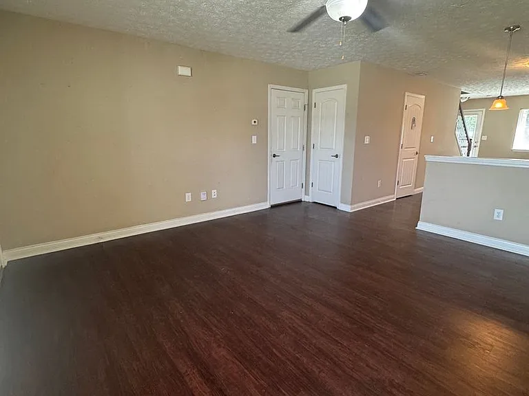 3988 Abraham Ct — Photo 6