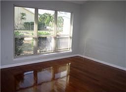 4th image of 10103 Schaper Dr