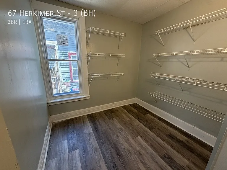 67 Herkimer St #3 — Photo 5