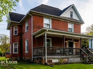 409 Washington Ave, Jersey Shore, PA 17740