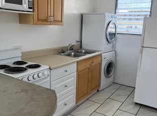 1917 Algaroba St #304, Honolulu, HI 96826