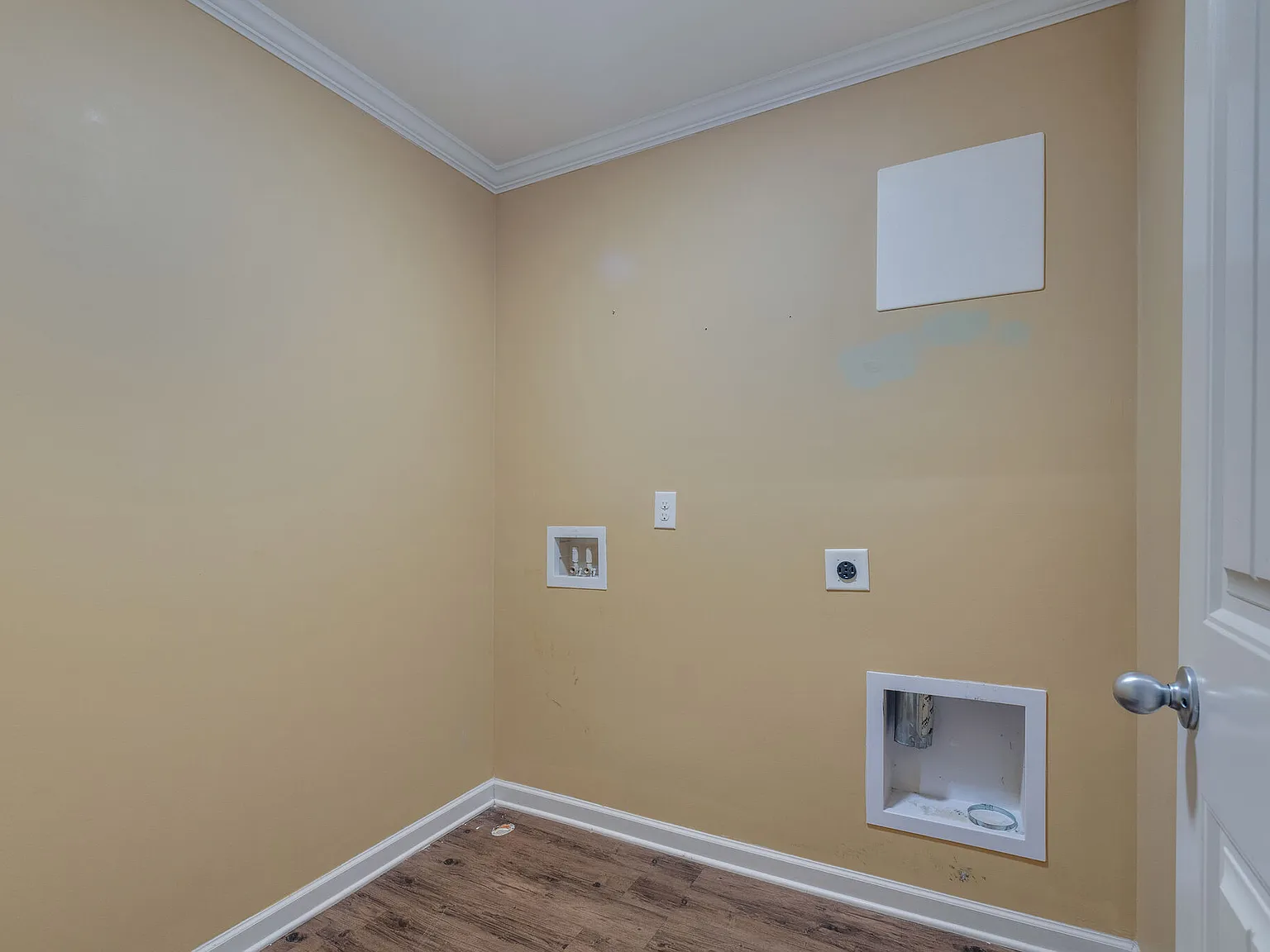 1252 Oxford Village Cv — Photo 4