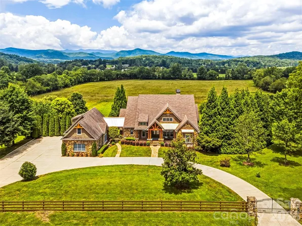 280 Walnut Hollow Rd, Brevard, NC 28712