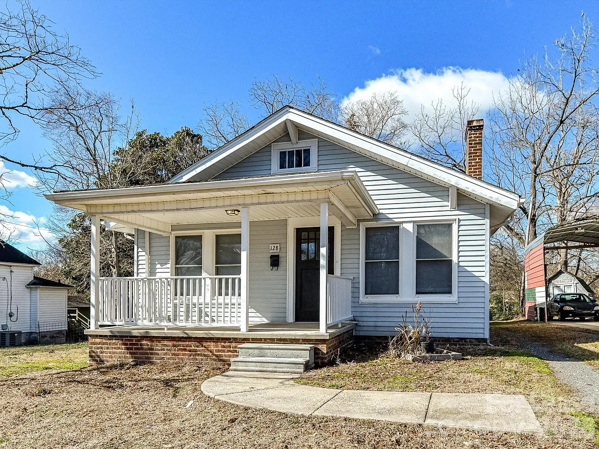 Building Photo - 128 Harwood St