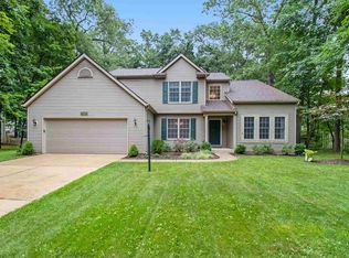 50760 Partridge Woods Dr, Granger, IN