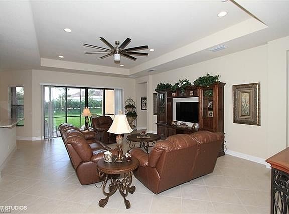 5th image of 11676 Stonecreek Cir