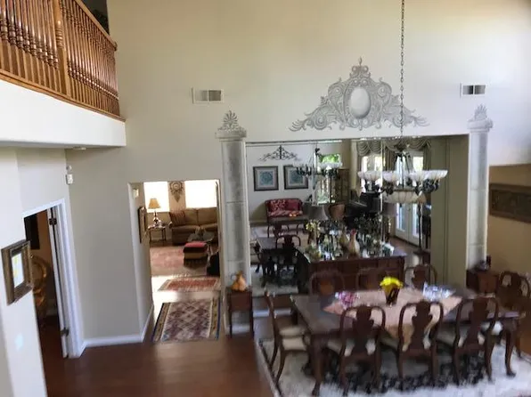 10379 N Pierpont Cir, Fresno, CA 93730