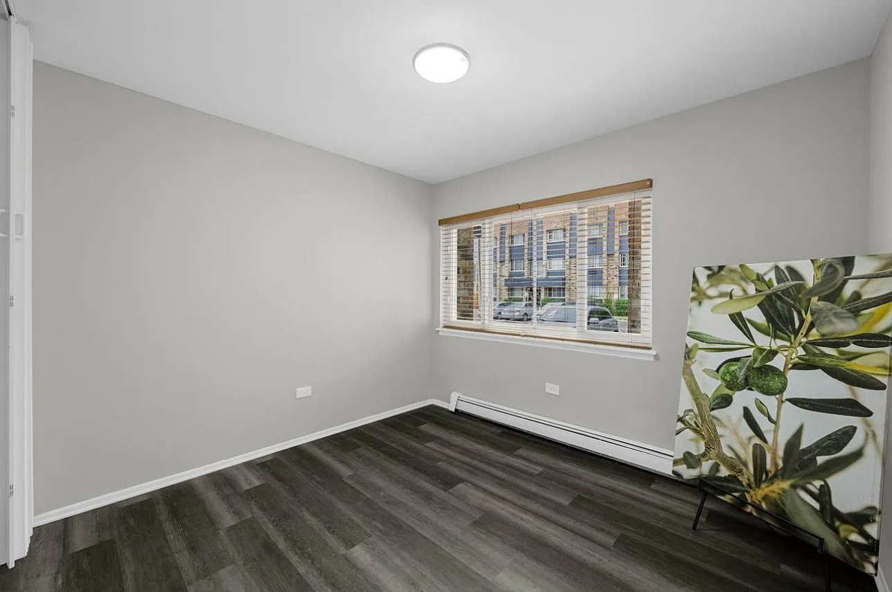 8641 W Foster Ave — Photo 2