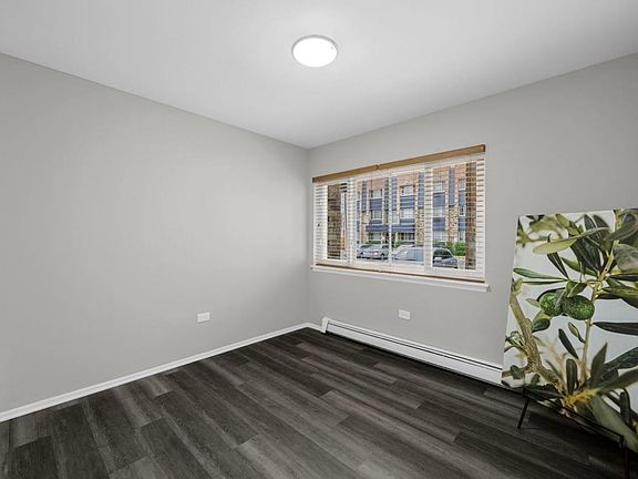2nd image of 8641 W Foster Ave APT 1
