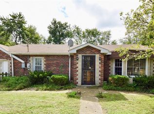 242 Clover St, Moro, IL 62067